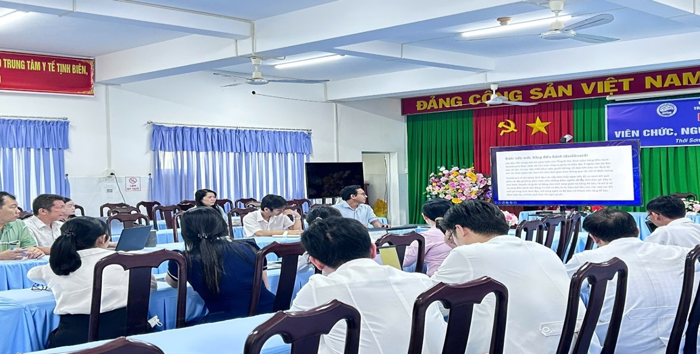 Trung tâm Y tế Tịnh Biên tập huấn ứng dụng bảng điều hành dữ liệu (dashboard) trong quản lý